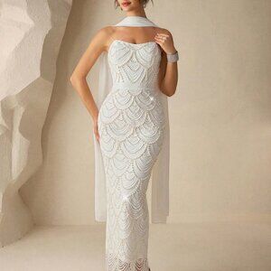 White Elegant Women's Strapbackless Pearl Glamorous Dress